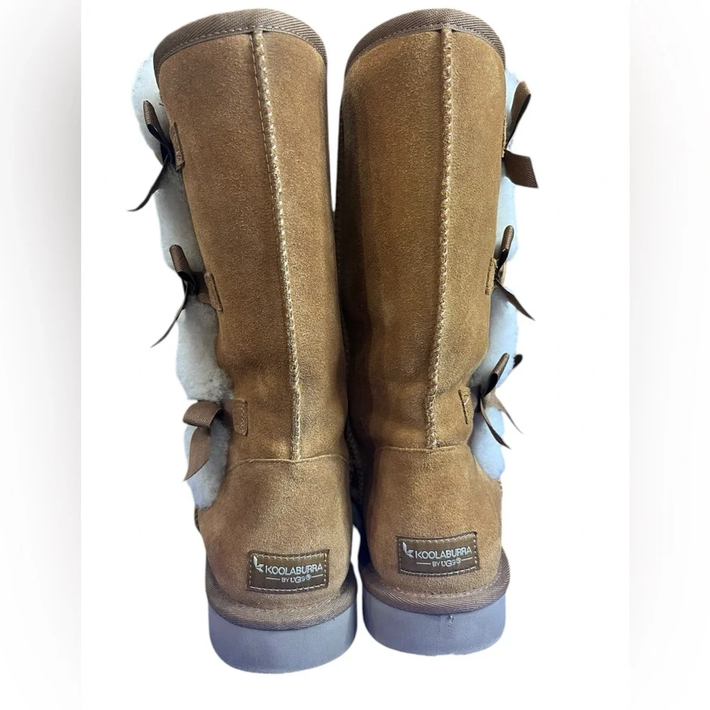 Koolaburra by UGG Victoria Tall Pom Pom Bow Boots Chestnut Suede Women’s 10